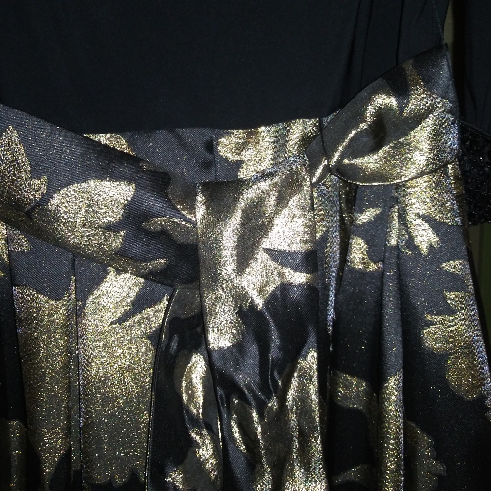 BALL DRESS - Picture 3 of 5